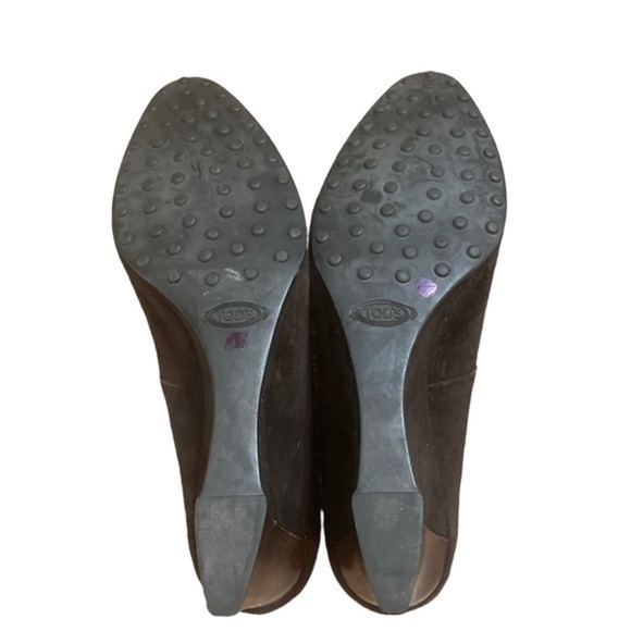 TODS Suede Brown Wedge Pump - Picture 3 of 4